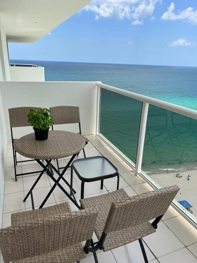 Penthouse Beach Front 1St Line, 2 Bedroom 2 Ba, New Decoration & Furnitures, Unobstructed View Of The Beautiful Atlantic, Free Parking Hollywood Luaran gambar