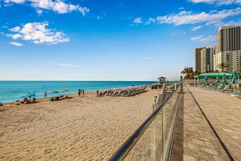 Penthouse Beach Front 1St Line, 2 Bedroom 2 Ba, New Decoration & Furnitures, Unobstructed View Of The Beautiful Atlantic, Free Parking Hollywood Luaran gambar